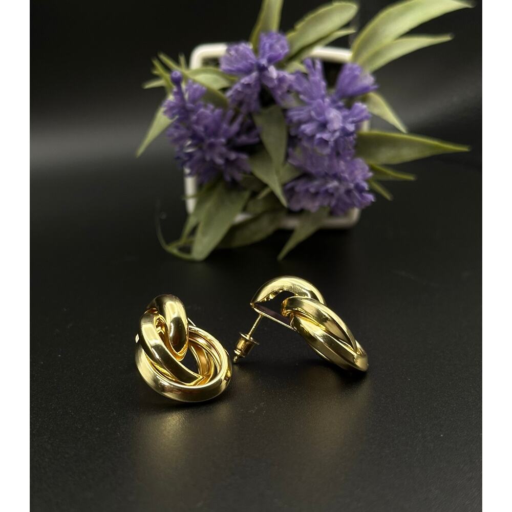 Cute Gold Hoop Designed Earrings